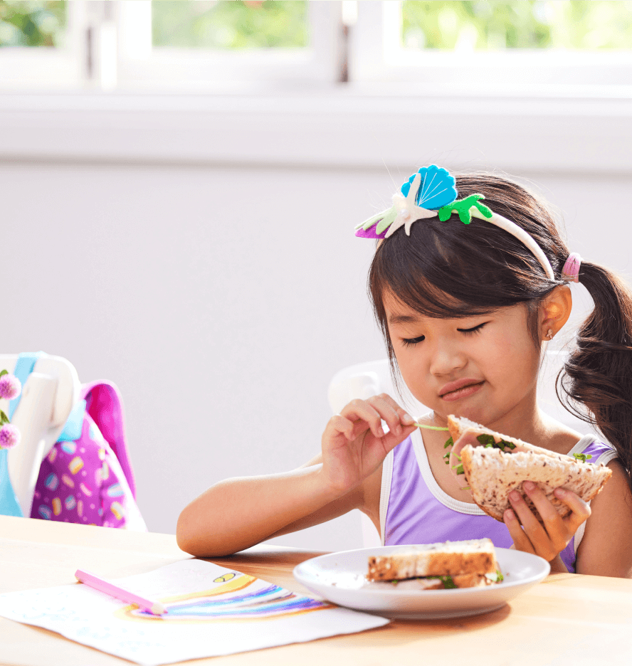 7 tips for creating positive food experiences for fussy eaters.
