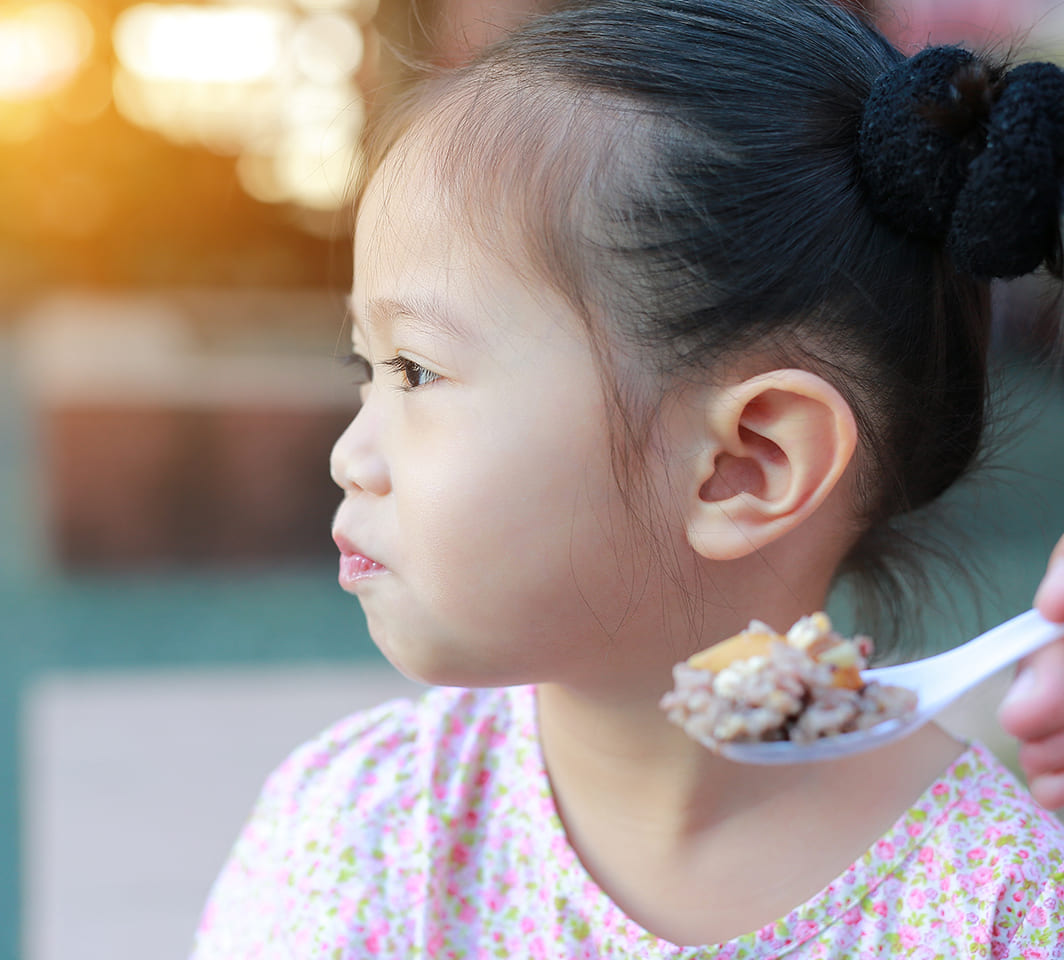 gerakan tutup mulut anak